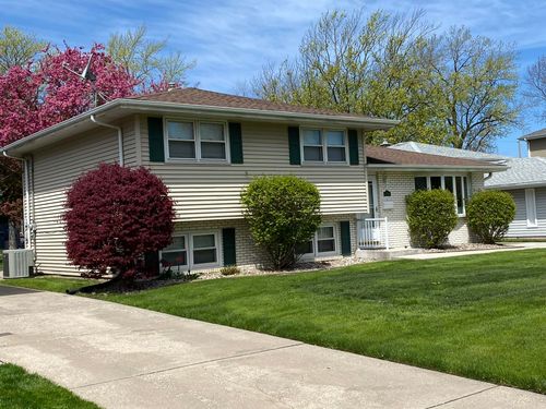 8036 Beech Ave, Munster, IN, 46321-1317 | Card Image