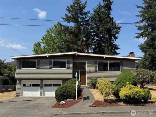 1809 Blaine Avenue Ne, Renton, WA, 98056 | Card Image