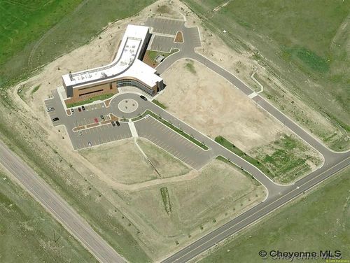 7052 Commerce Cir, Cheyenne, WY, 82007-1858 | Card Image