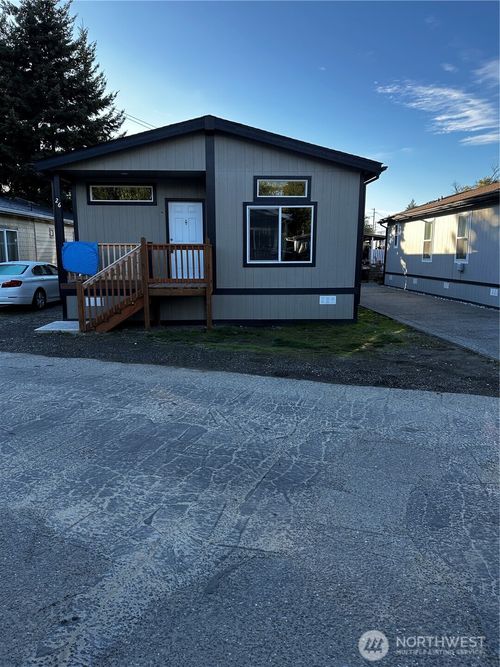 26-10302 Lakeview Ave Sw, Lakewood, WA, 98499-7126 | Card Image