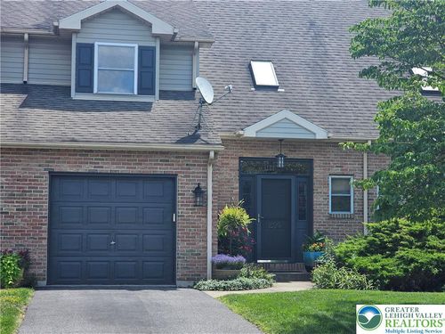 214 Melissa Drive, Palmer Twp, PA, 18045 | Card Image