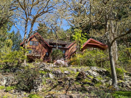 2399 Garry Oak Dr, Nanoose Bay, BC, V9P9G1 | Card Image