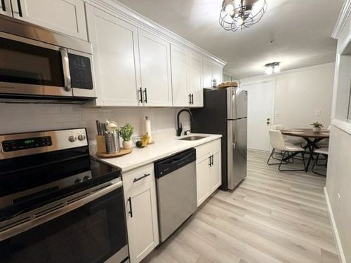 unit-505-196 Swanson Rd, Boxborough, MA, 01719-1383 | Card Image