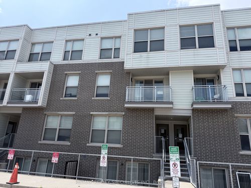 t210-62 Balsam St, Waterloo, ON, N2L3H2 | Card Image