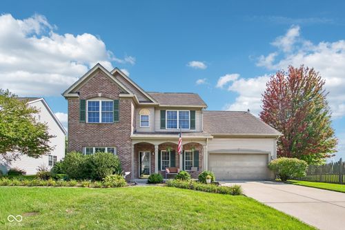 8573 Cyprus Hill Passing, Avon, IN, 46123-8845 | Card Image