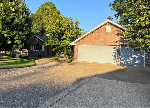 1 Kelaen Cir, Bella Vista, AR, 72715-4916 | Card Image