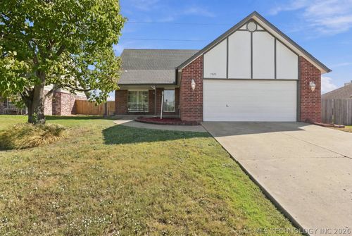 7929 N 128th East Avenue, Owasso, OK, 74055 | Card Image