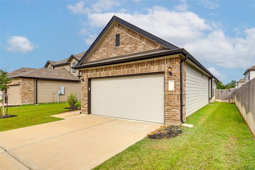 5762 Cerrillos Dr, Bryan, TX, 77807-1553 | Card Image