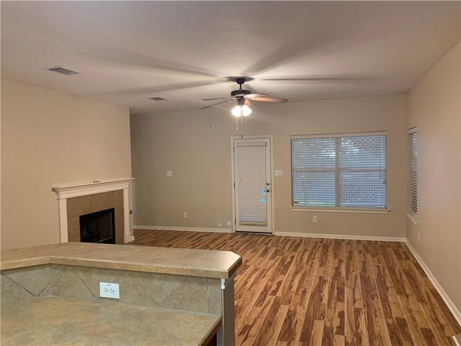 1118 Boxwood Loop, House other with 4 bedrooms, 2 bathrooms and 4 parking in Georgetown TX | Image 19