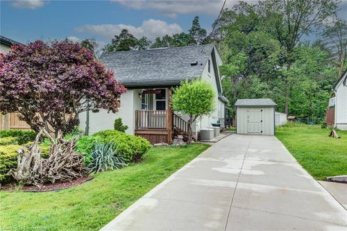 52 Barbara Cres, Kitchener, ON, N2M4N2 | Card Image