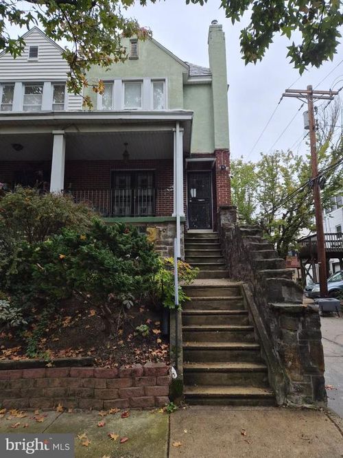 916 Mckewin Ave, BALTIMORE, MD, 21218-2006 | Card Image