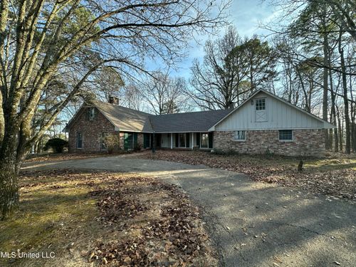 715 Wagner St, Water Valley, MS, 38965-2310 | Card Image