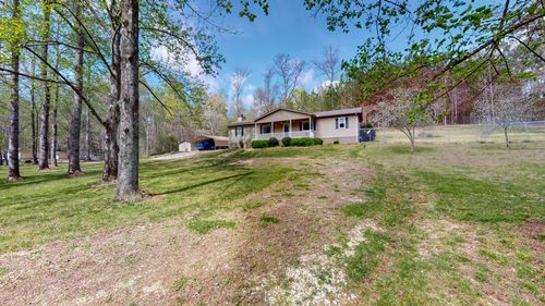 2135 Copper Spring Rd, Springville, TN, 38256-5426 | Card Image