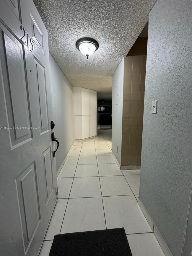 APT-215 - 210 W 68 Th St, Condo with 2 bedrooms, 2 bathrooms and null parking in Hialeah FL | Image 22