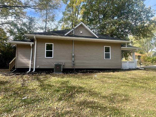 500 W 2nd St, Veedersburg, IN, 47987-1306 | Card Image