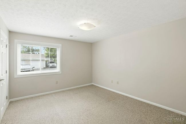 710 Carrington Pl, Condo with 2 bedrooms, 2 bathrooms and null parking in Loveland OH | Image 18