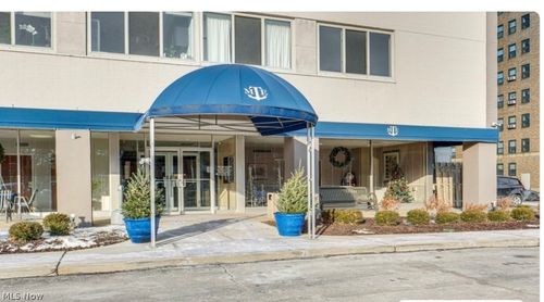 apt-1602-12520 Edgewater Dr, Lakewood, OH, 44107-1608 | Card Image