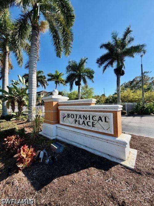 3-4510 Botanical Place Cir, NAPLES, FL, 34112-2424 | Card Image