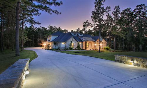 7335 Magnolia Hollow Drive, Montgomery, TX, 77316 | Card Image