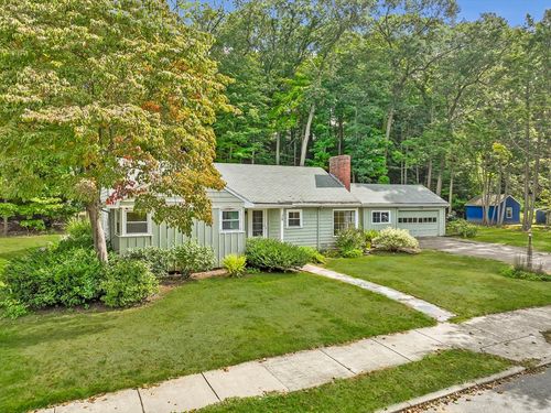38 E Quinobequin Rd, Waban, MA, 02468-1807 | Card Image