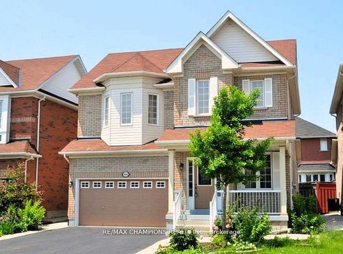 104 Masters Green Cres, Brampton, ON, L7A3K2 | Card Image