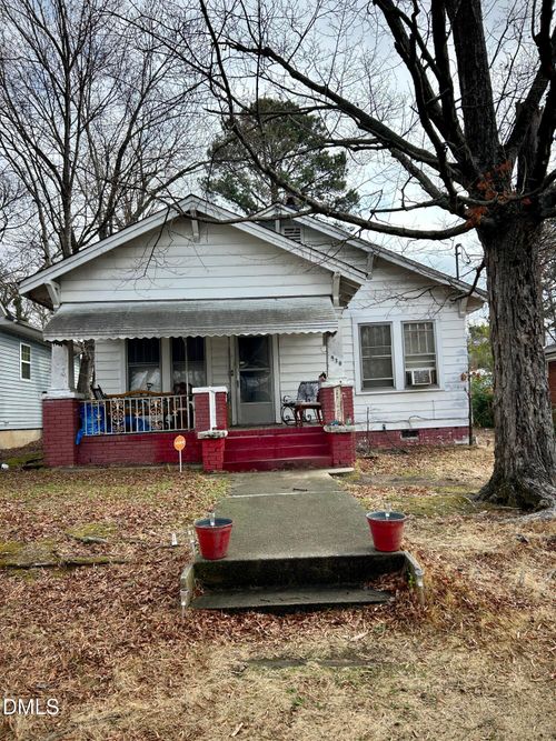 910 Chester St, Durham, NC, 27701-3814 | Card Image