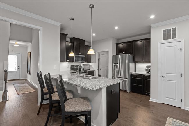 6202 Elm Rd, Townhouse with 3 bedrooms, 3 bathrooms and 2 parking in Pine Twp - NAL PA | Image 4