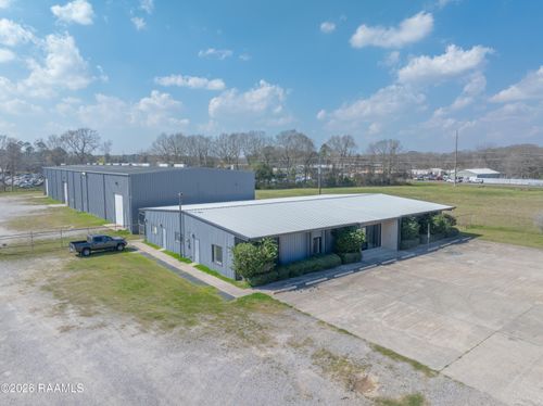 108 Galbert Rd, Lafayette, LA, 70506-1804 | Card Image