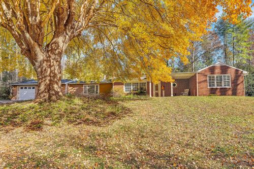 2320 Grassy Hill Rd, Rocky Mount, VA, 24151-2666 | Card Image