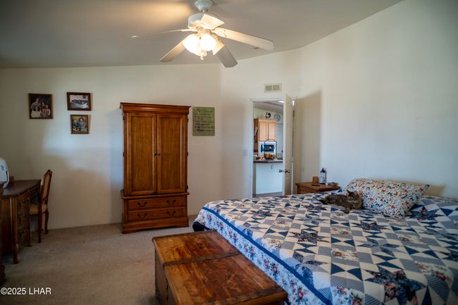 Master Bedroom | Image 18