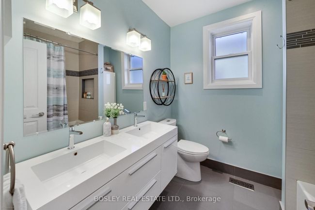 38 Earl Grey Rd, House attached with 3 bedrooms, 2 bathrooms and null parking in Toronto ON | Image 22