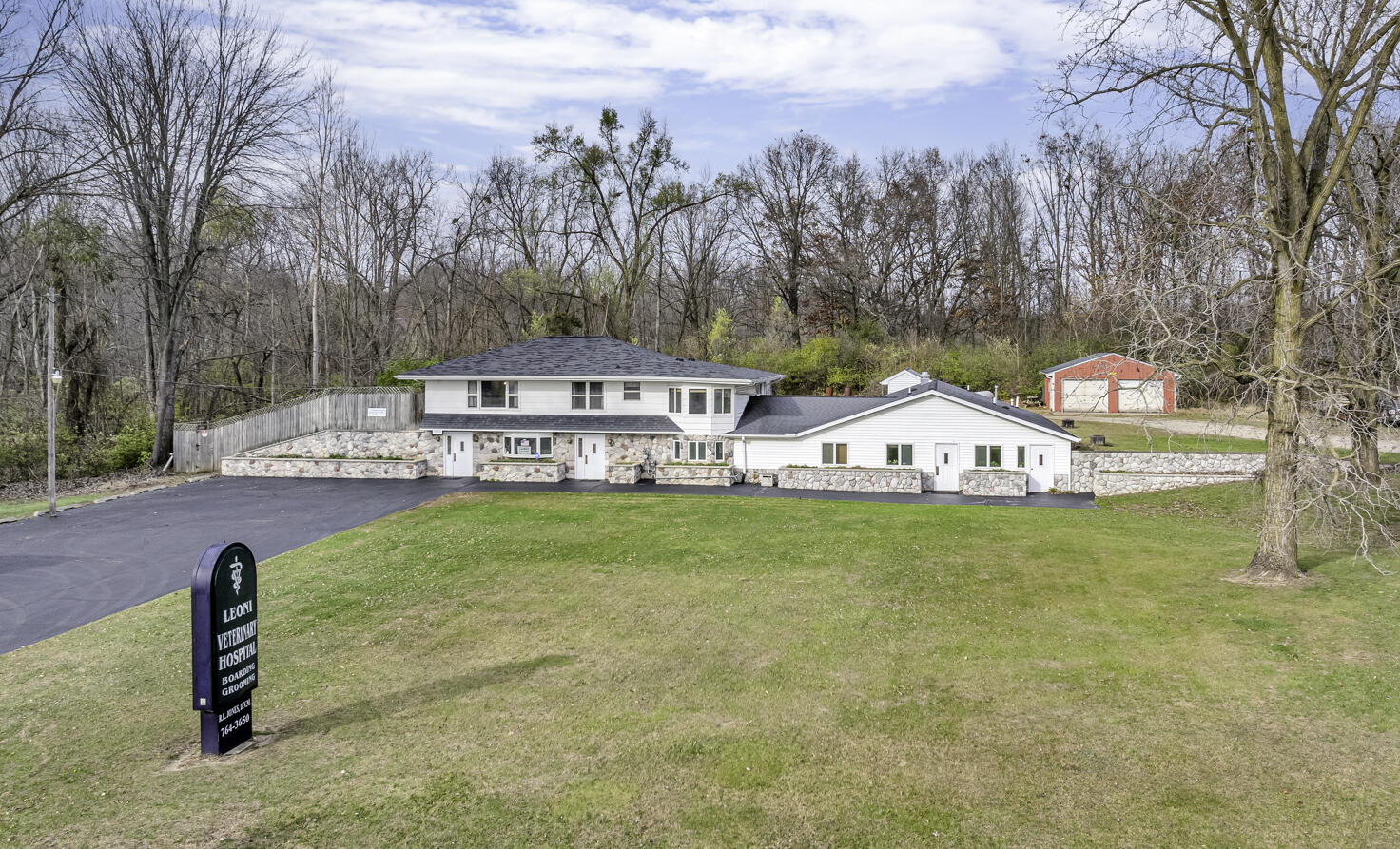 4946 Page Ave, Michigan Center, MI 49254