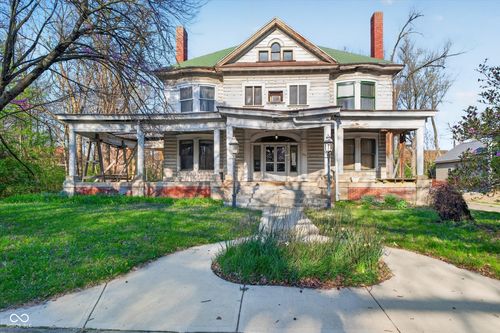 720 Woodruff Place West Dr, Indianapolis, IN, 46201-1999 | Card Image