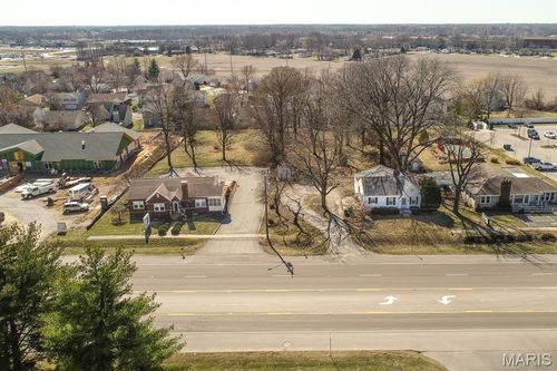 813 and 815 W Highway 50, O'Fallon, IL, 62269 | Card Image