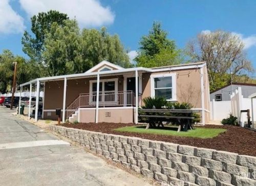 spc-31-30000 Hasley Canyon Rd, Castaic, CA, 91384-3217 | Card Image