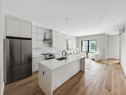 7-747 Cambridge St, Cambridge, MA, 02141-1428 | Card Image