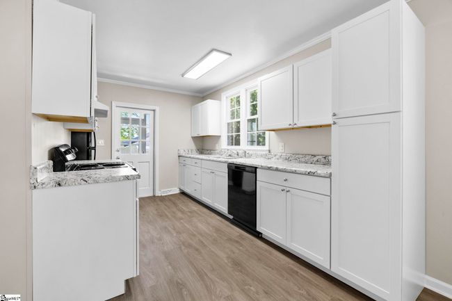 202 E Green St, House other with 4 bedrooms, 2 bathrooms and null parking in Iva SC | Image 13