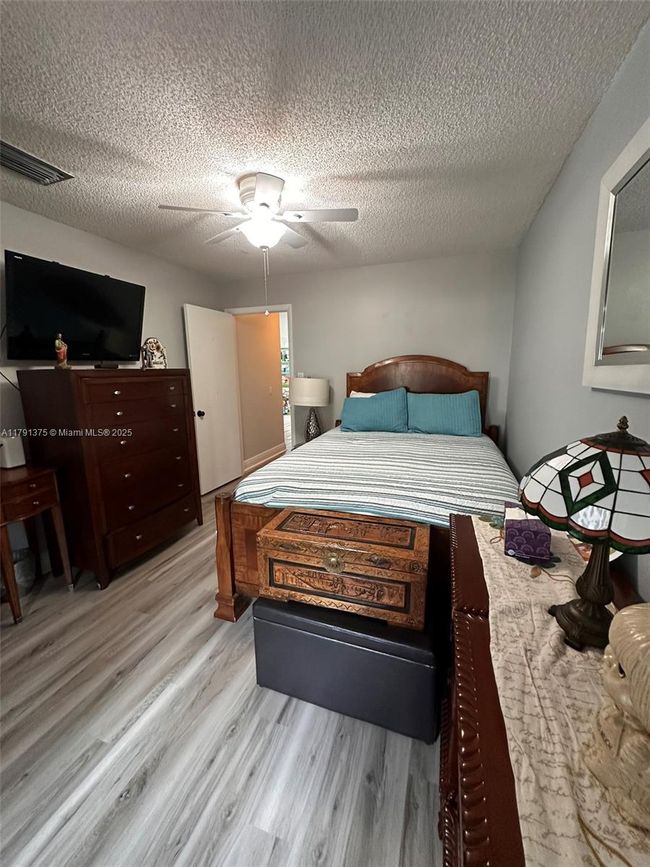13686 Sw 116 Th Ln, House other with 3 bedrooms, 2 bathrooms and null parking in Miami FL | Image 19