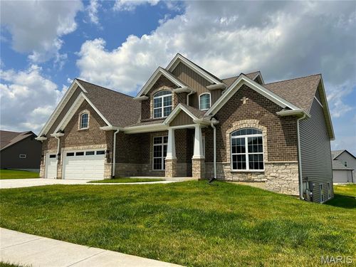 1027 Bellevaux Pl, Saint Charles, MO, 63301-1492 | Card Image
