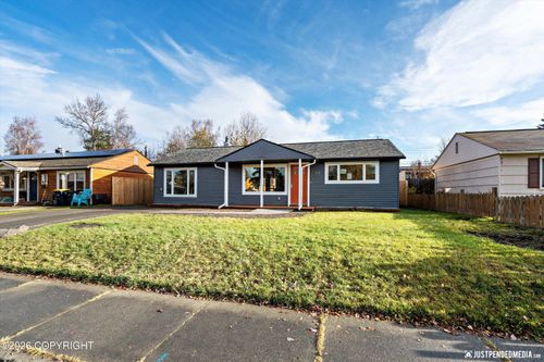 1811 Talkeetna St, Anchorage, AK, 99508-3246 | Card Image