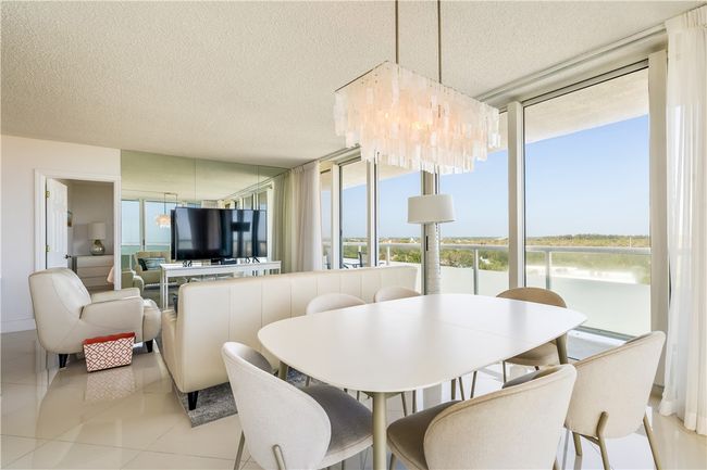APT-702S - 3554 Ocean Dr, House attached with 2 bedrooms, 2 bathrooms and null parking in Vero Beach FL | Image 14