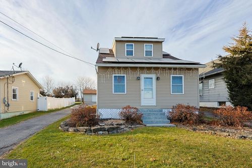 775 Nazareth Pike, NAZARETH, PA, 18064-9086 | Card Image