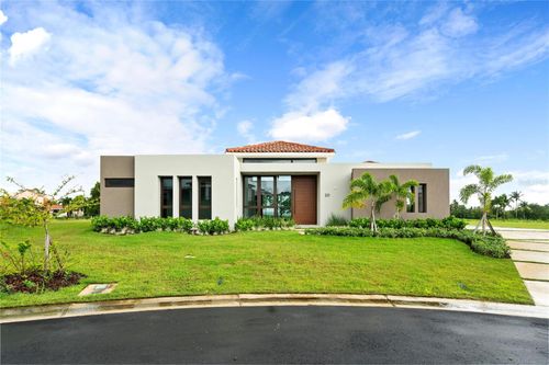 30 Los Lagos, Humacao, PR, 00791 | Card Image