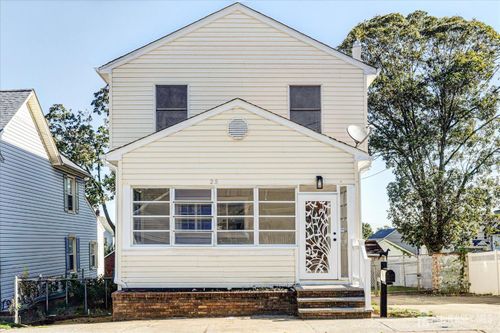 25 Roll Ave, South Amboy, NJ, 08879-1020 | Card Image