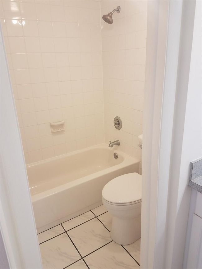 APT-202B - 2700 Riverside Dr, Condo with 1 bedrooms, 1 bathrooms and null parking in Coral Springs FL | Image 9