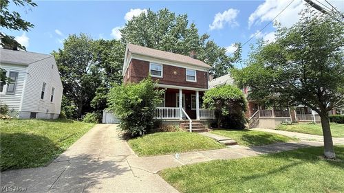 592 Lindell St, Akron, OH, 44305-2866 | Card Image