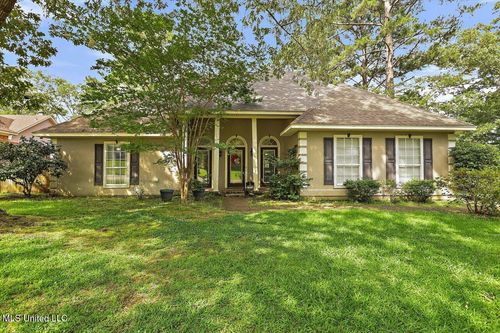 22 Parkview Rd, Clinton, MS, 39056-3560 | Card Image