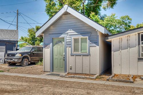 108 E Main St, Nyssa, OR, 97913-3534 | Card Image