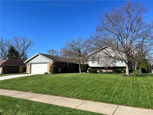 7575 Turtle Creek Drive, Dayton, OH, 45414 | Card Image