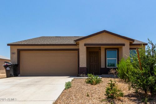 15403 S Patagonia Rd, Arizona City, AZ, 85123-6150 | Card Image